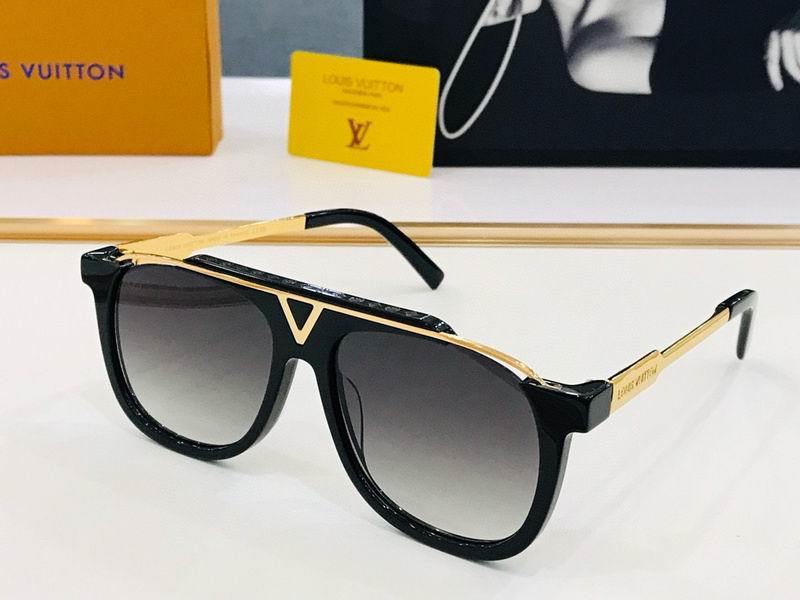 LV Sunglasses 412